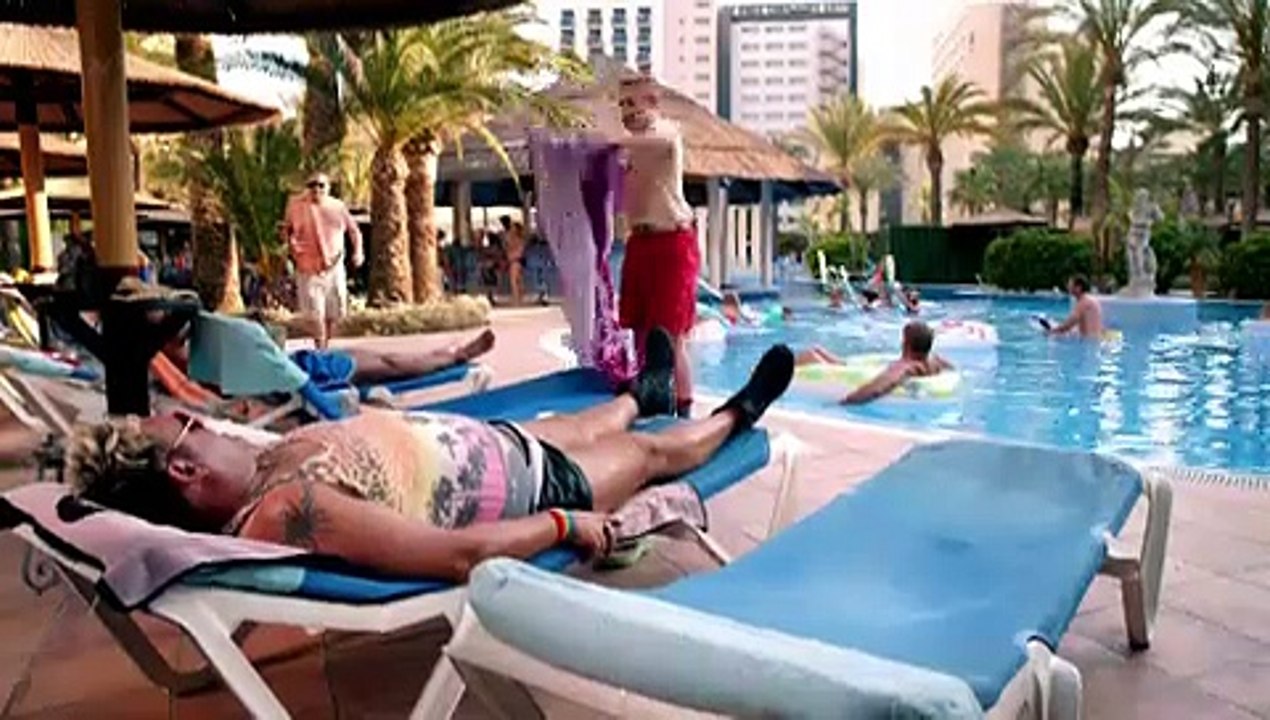 Benidorm S07 E06 part 6