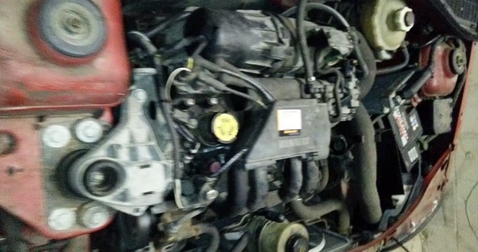 Renault Clio I Phase 3 1997 1.2i (58bhp, D7F 8v) Engine trouble