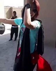 رقص زیبای یک بانوی هموطن  در ارگ تاریخی بم