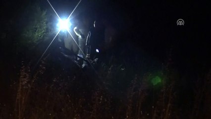 Otomobil şarampole devrildi: 2 ölü, 6 yaralı - ÇORUM