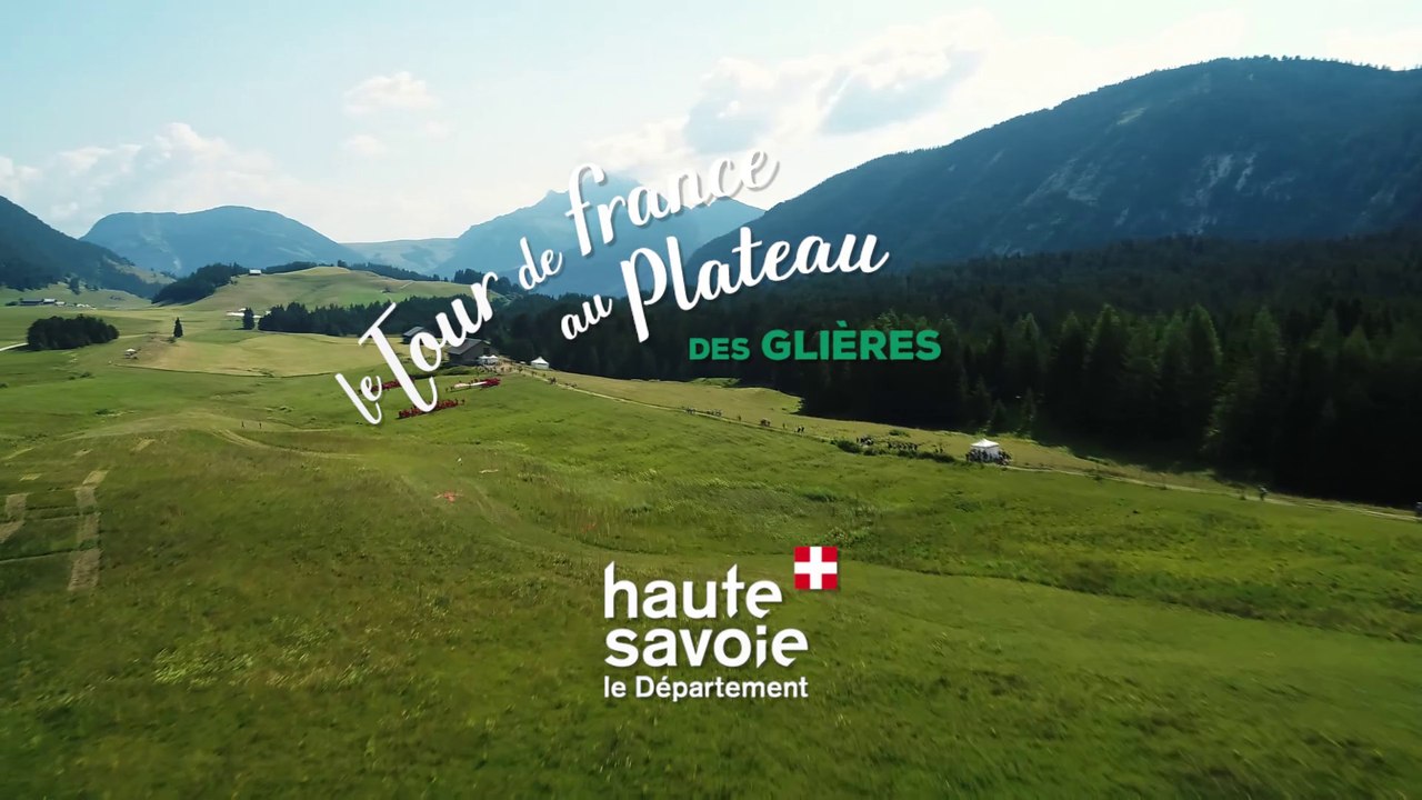 Tour de France au Plateau des Glières : Un tifo humain et une frise temporelle