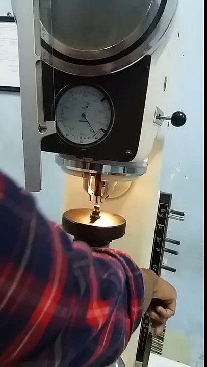 Vickers Hardness Tester - Bolt Testing