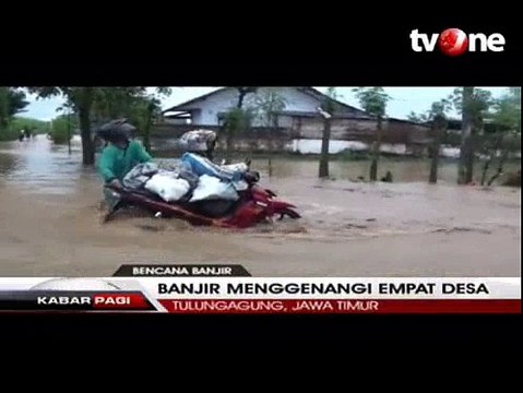 Banjir Setinggi 1 Meter Genangi 4 Desa dan Jalanan