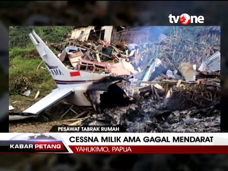 Gagal Mendarat, Pesawat Cessna Tabrak Rumah Warga