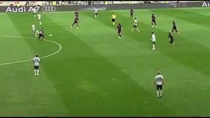 PSG - Bayern : Le but du crack Timothy Weah