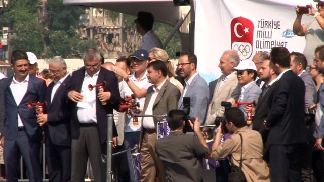 İstanbul Boğazı'nda Samsung Boğaziçi Kıtalararası Yüzme Yarışı heyecanı yaşandı