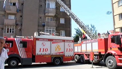 Elektrik kontağından çıktığı ileri sürülen yangında ev küle döndü