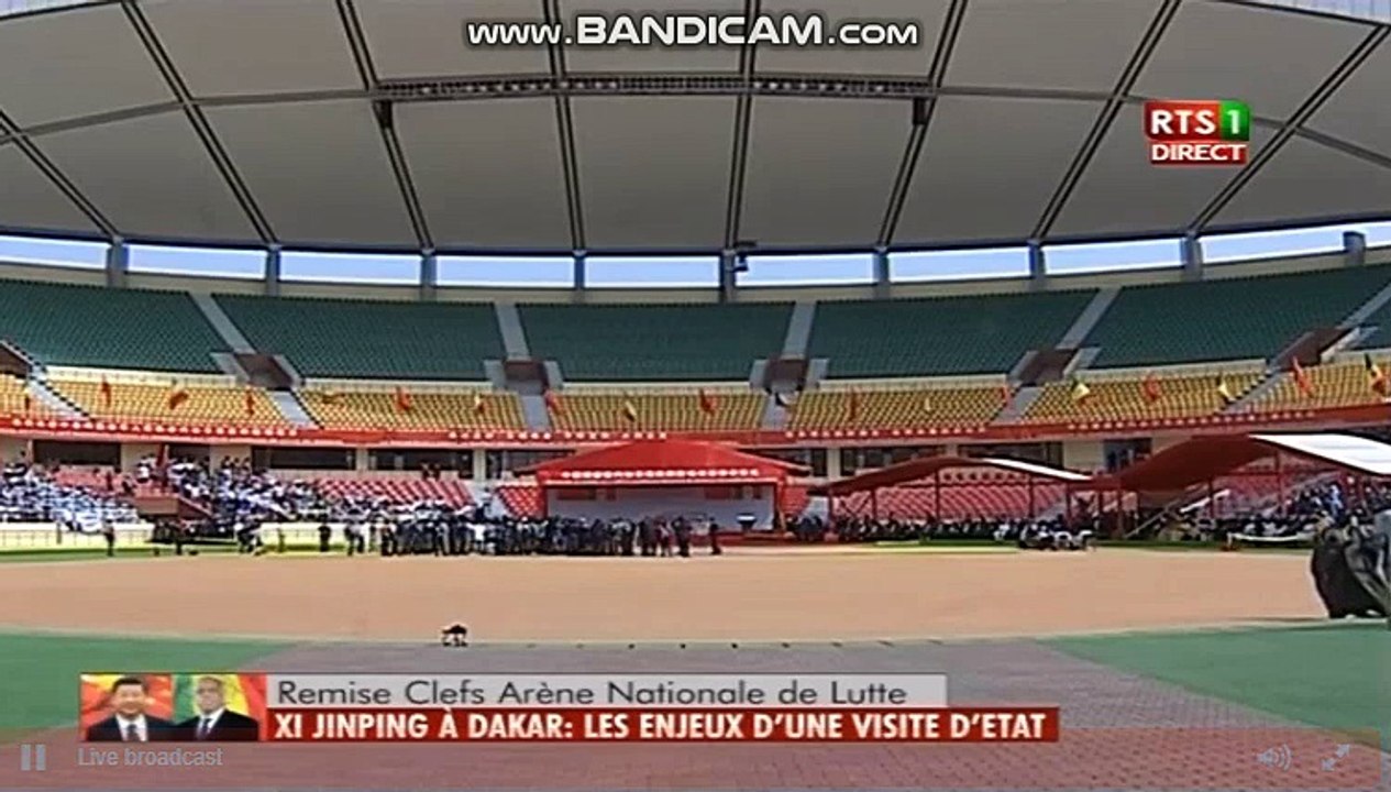 Remise clefs Arène nationale de lutte
