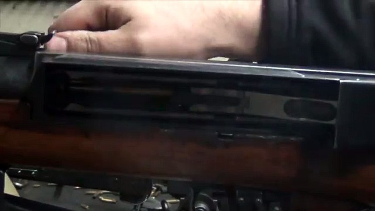 Forgotten Weapons - Slow Motion - Swiss LMG-25