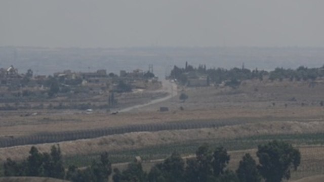 Evacúan a miles de rebeldes del sur de Siria tras un acuerdo con Damasco