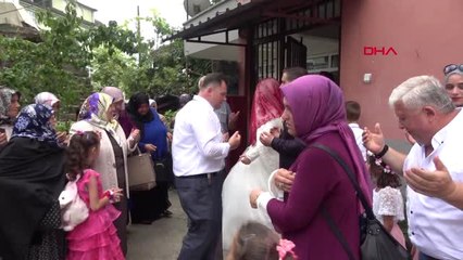 Düzce Başkanın Makam Aracı Gelin Arabası Oldu