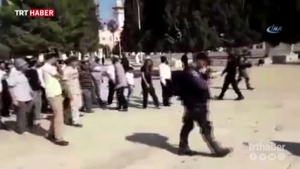 Yüzlerce fanatik Yahudi'den Mescid-i Aksa'ya baskın