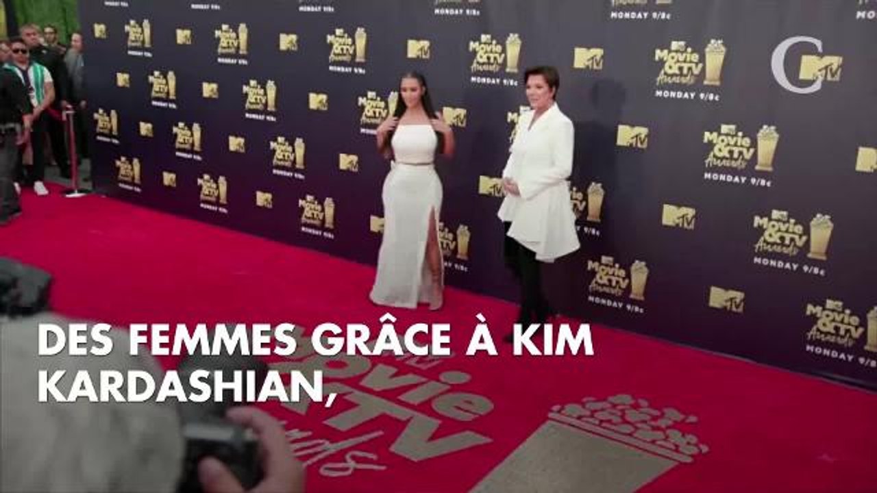 PHOTOS. Kim Kardashian porte des sandales... avec des chaussettes !