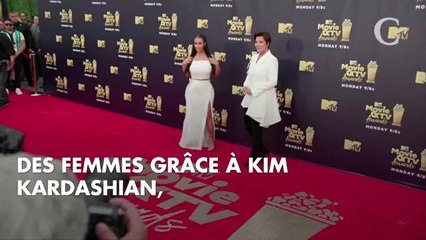 PHOTOS. Kim Kardashian porte des sandales... avec des chaussettes !