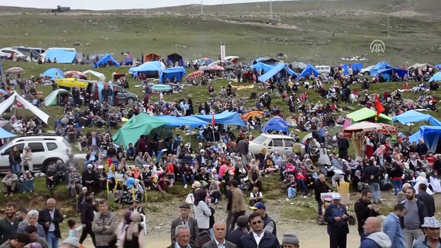 Yaylada horon ve kemençeyle eğlendiler - GÜMÜŞHANE