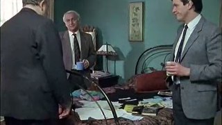 Inspector Morse S02 E02 Last Seen Wearing part 1/2 part 2/2