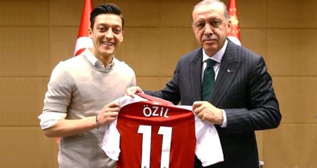 Alman Milli Takımını Bırakma Kararı Alan Mesut Özil'e Destek Yağdı