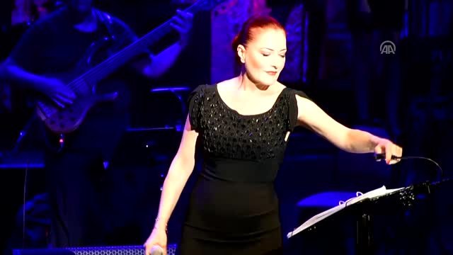 Bodrum'da Candan Erçetin Konseri