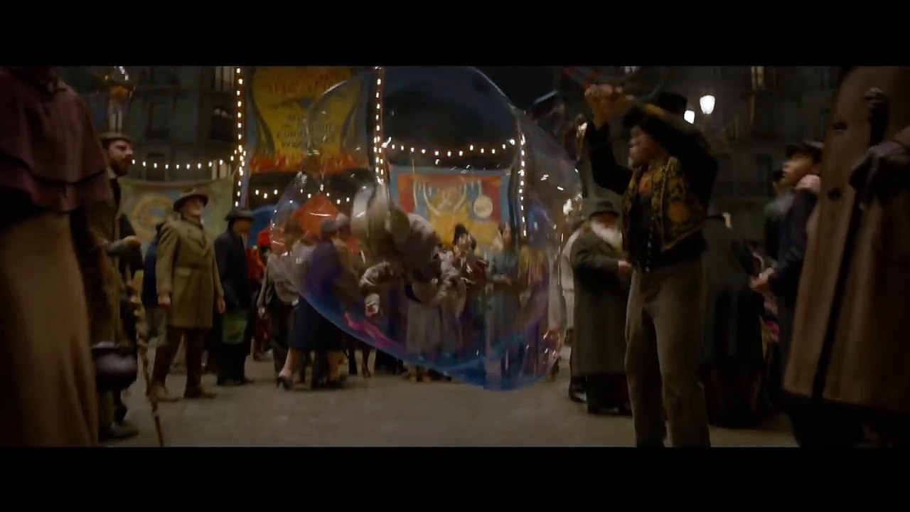 Fantastic Beasts: The Crimes of Grindelwald Comic-Con Trailer (2018) | Movieclips Trailers