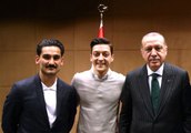 Mesut Özil: 'Alman Gibi Düşünüp Çalışan, Türk Gibi Hisseden' Yıldız
