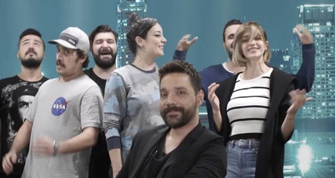 Oğuzhan Uğur ve Ekibi YouTube Kanalının 223 Bin TL'lik Reklam Gelirini Şehit Ailelerine ve Gazilere Bağışladı