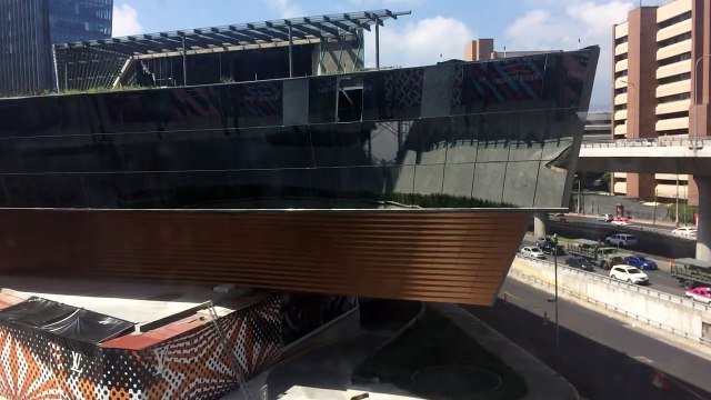 Effondrement d'un centre commercial (Mexico)