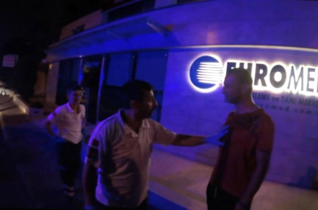 Ambulans Şoförünün Darp Edilme Anı Kamerada