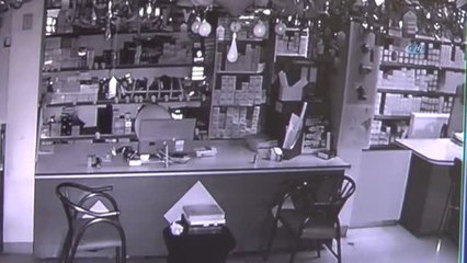 Deprem Anı Güvenlik Kamerasında