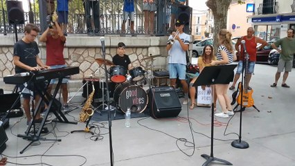 Les Good Vibes mettent l'ambiance à Mèze