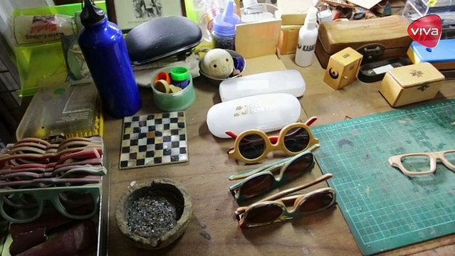 Kacamata Unik dari Papan Skateboard Bekas