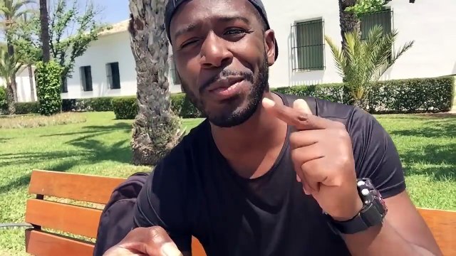 #Decouverte Se faire des amis japonais - Mode d'emploi : 5 choses a ne pas dire ou faire ! #Kevin Le Japon en Noir et Blanc Decouvrez sa chaine Youtube : #bra