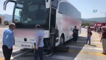 Yolcu Otobüsü ile Otomobil Çarpıştı: 2'si Ağır 3 Yaralı