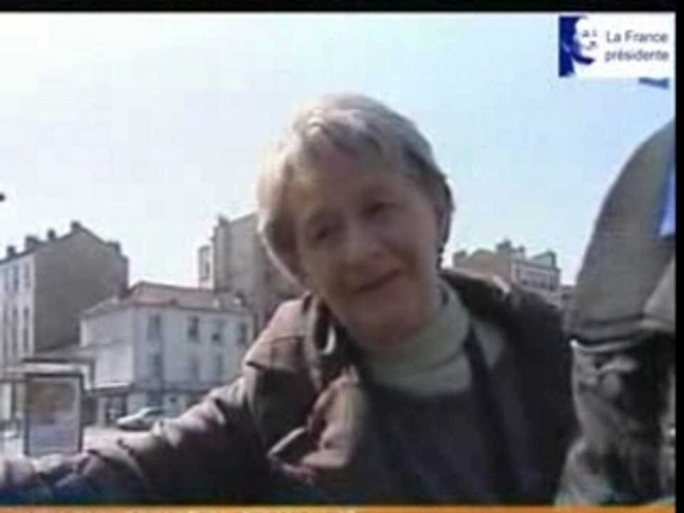 Clip de la chanson de campagne Tous Unis (Ségolène Royal)