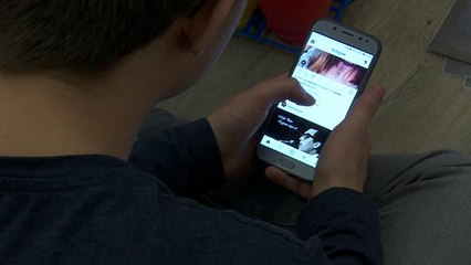 الموجات الهاتفية تضرّ بذاكرة الأطفال والمراهقين