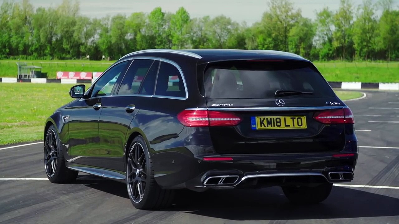Audi RS6 vs Mercedes-AMG E63 S - Carfection