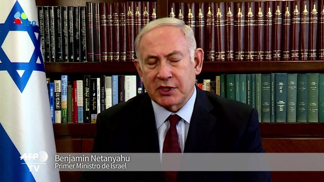 Centenares de cascos Blancos sirios evacuados a Jordania