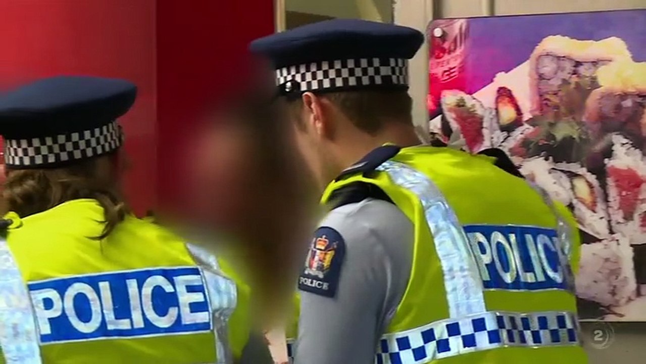 Police Ten 7 S25E13