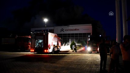 Mobilya deposunda yangın - DİYARBAKIR