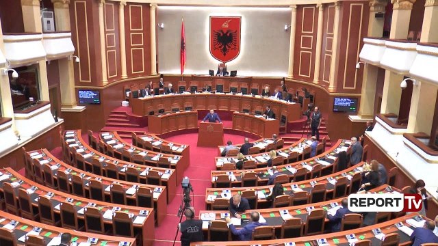 LSI luan “shah” për drejtësinë: Tryezë dialogu, PS-PD tentojnë dialog, por në fund ikin me pushime