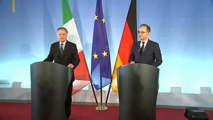 Migranti: cambia operazione Sophia. Le linee di Roma e Berlino