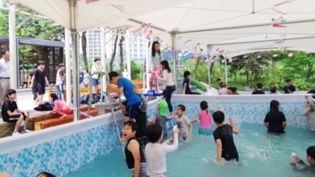 [좋은뉴스] '학생들 위해서'...수영장 설치한 학교 / YTN