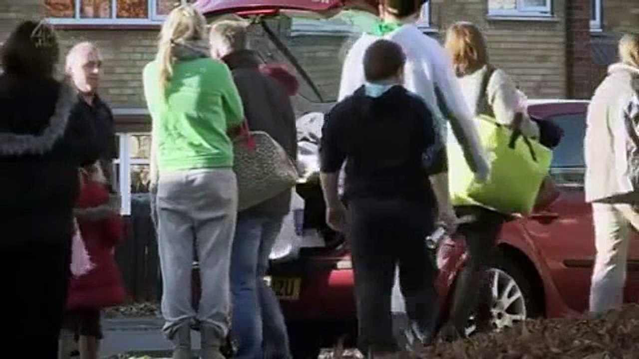 Skint S01 E01