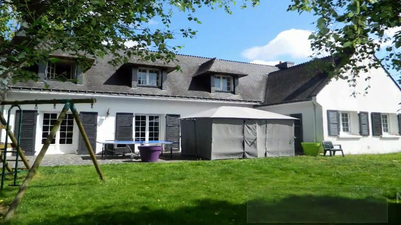 A vendre - Maison/villa - PONTIVY (56300) - 9 pièces - 227m²