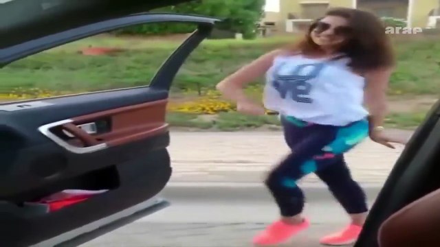 درة زروق و تونسي في قطر في النسخة التونسية متاع رقصة كيكي