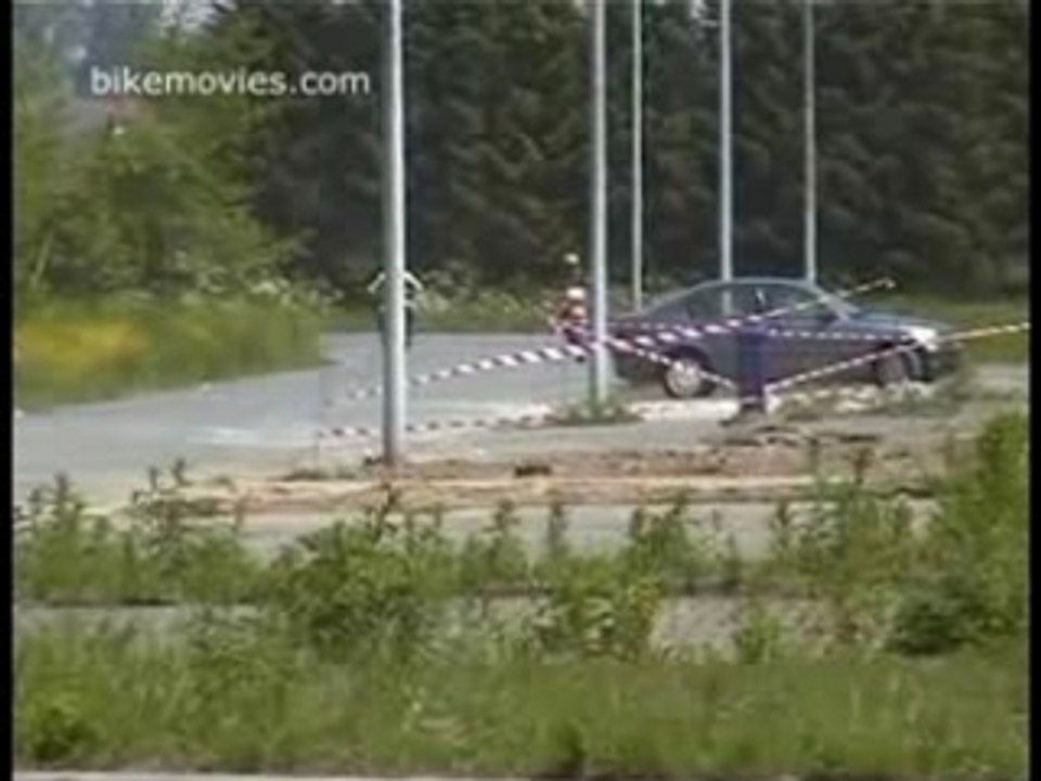 2 KX400 Crash