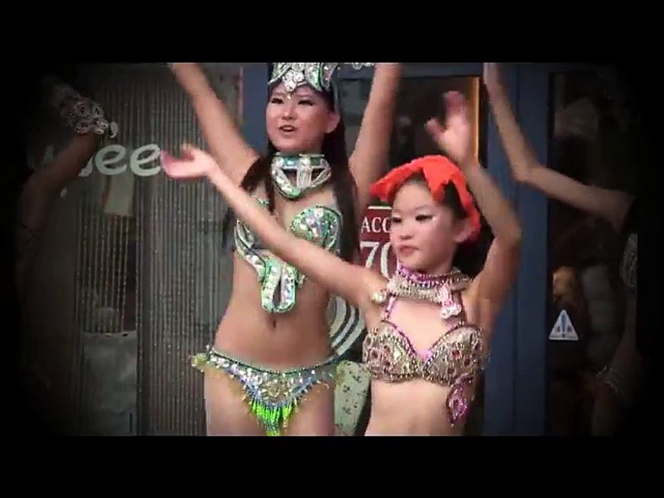 JaponesaS bailando  LA NIÑA DE MI CORAZON cumbia ECUATORIANA 2018