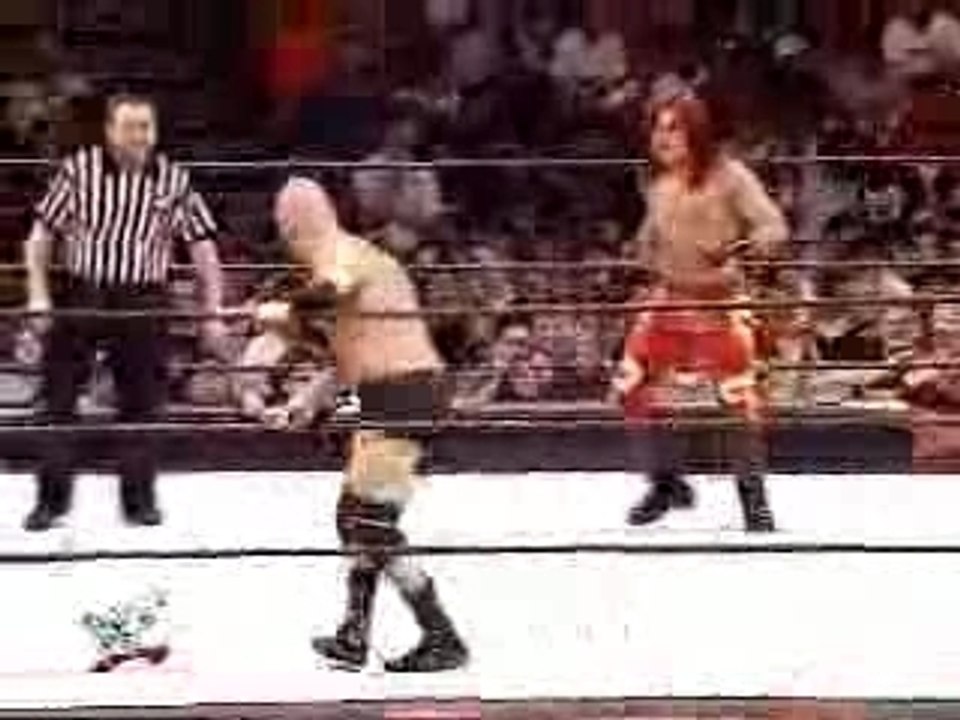 Essa Rios vs Gilberg (Lita debuts)