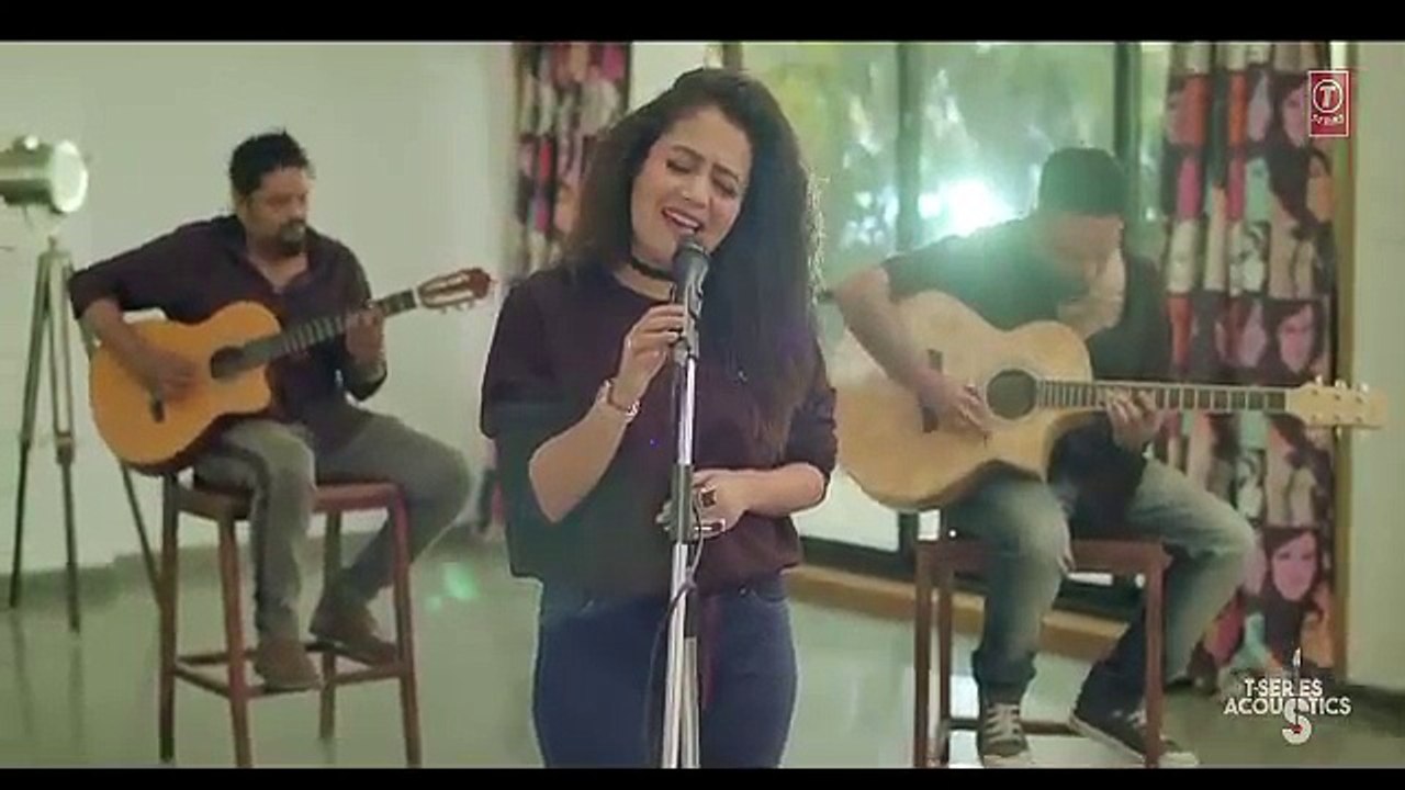 Neha Kakkar VS Vidiya Vox Official Vidio Who is better singer