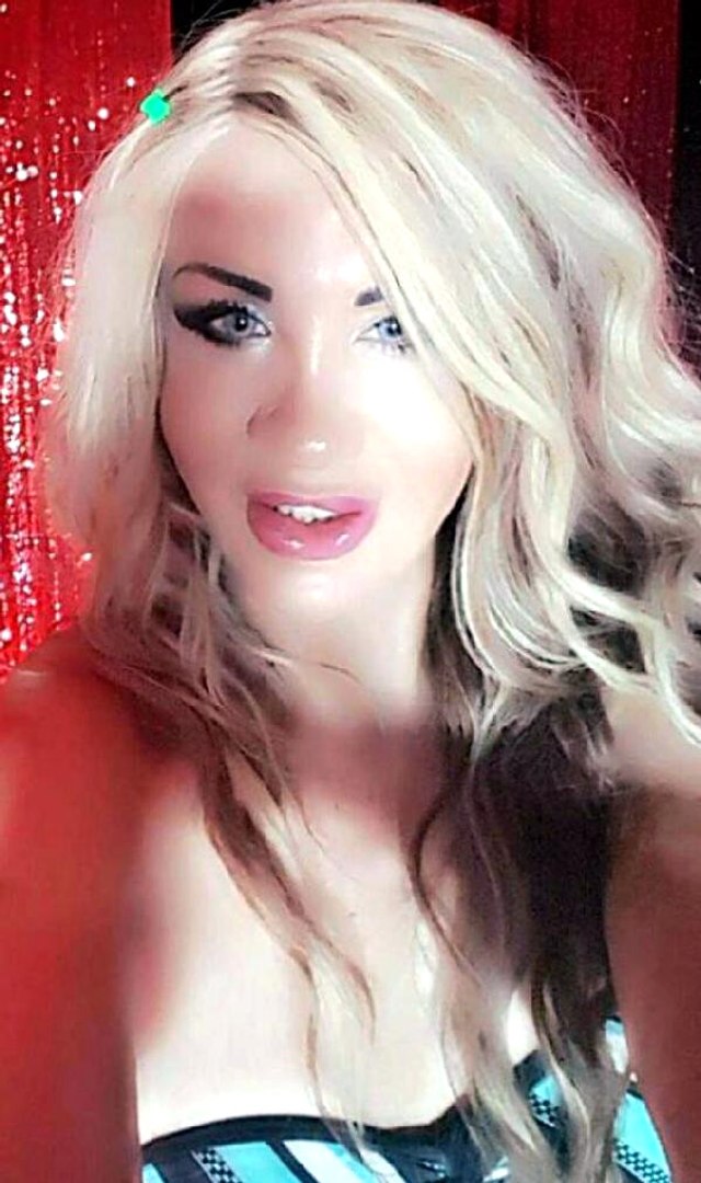 Küfür etti diye travestiyi öldüresiye dövdüler - Güncel - ODATV