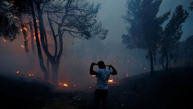 От огня спасает море